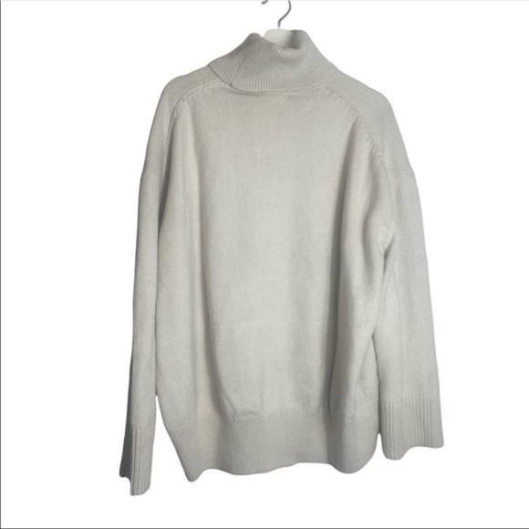 H&M Beige Turtleneck Sweater - Picture 3 of 4
